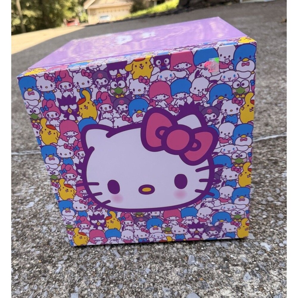 Sanrio Hello Kitty Pink 6.7L Single Door Mini Fridge